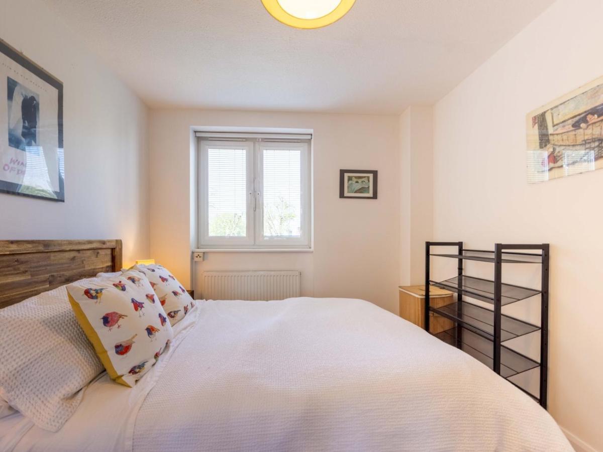 Appartement Pass The Keys Stylish 1-bedroom Flat In Trendy West Kensington Londen